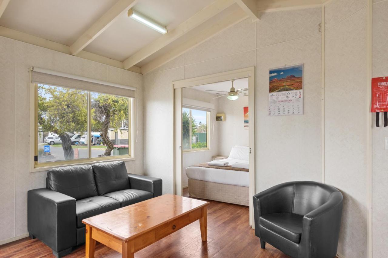 Discovery Parks - Adelaide Beachfront Extérieur photo
